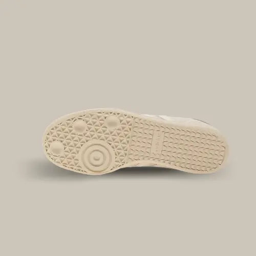 Semelle extérieure de la Adidas Samba Humanrace Cloud White offrant une excellente adhérence, disponible sur Offsneakz.