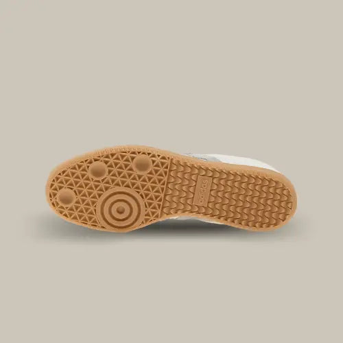 La semelle de la Adidas Samba OG "OFF-WHITE GREY TWO" en gomme de caoutchouc marron.