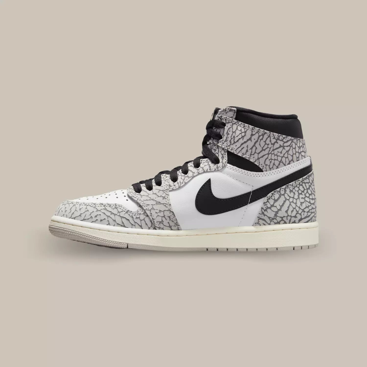 Air Jordan 1 Retro High OG White Cement Offsneakz