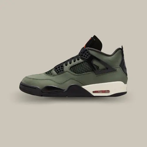 Air Jordan 4 Retro OG SP Undefeated 2025 – sneaker iconique en cuir premium vert olive, réédition très attendue du modèle mythique, disponible sur Offsneakz.
