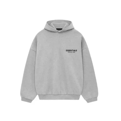 Hoodie Fear of God Essentials Fleece Light Heather Gray – sweat à capuche gris clair oversize en coton premium avec logo Essentials Fear of God sur la poitrine. Disponible sur Offsneakz.