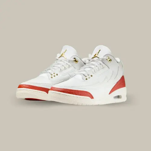 Jordan 3 Retro El Vuelo Summit White – édition spéciale avec détails dorés et design exclusif, sur Offsneakz.