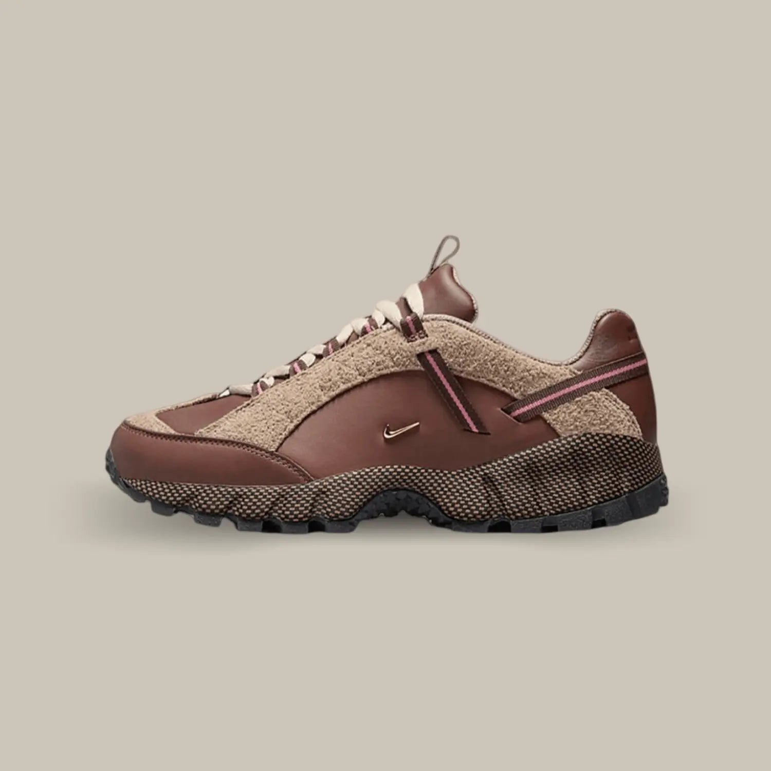 Nike Air Humara LX Jacquemus Marron