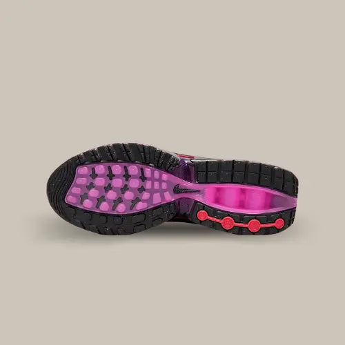 La semelle de la Nike Air Max DN All Day de couleur violet et noir
