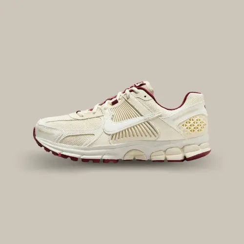 Nike Zoom Vomero 5 Valentine s Day Offsneakz