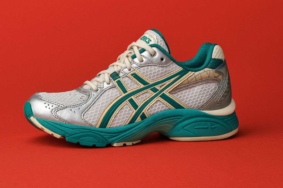 Voici la sneaker Aqua d’Asics : la paire la plus fraîche du printemps 2025