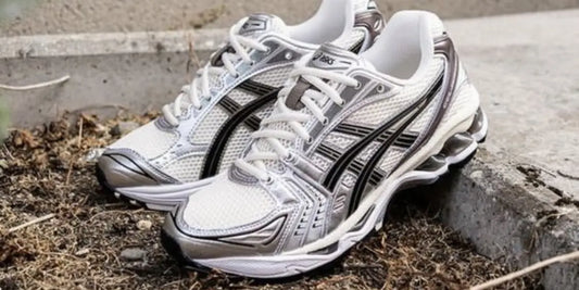 Asics : La marque rétro-tech qui cartonne en 2025