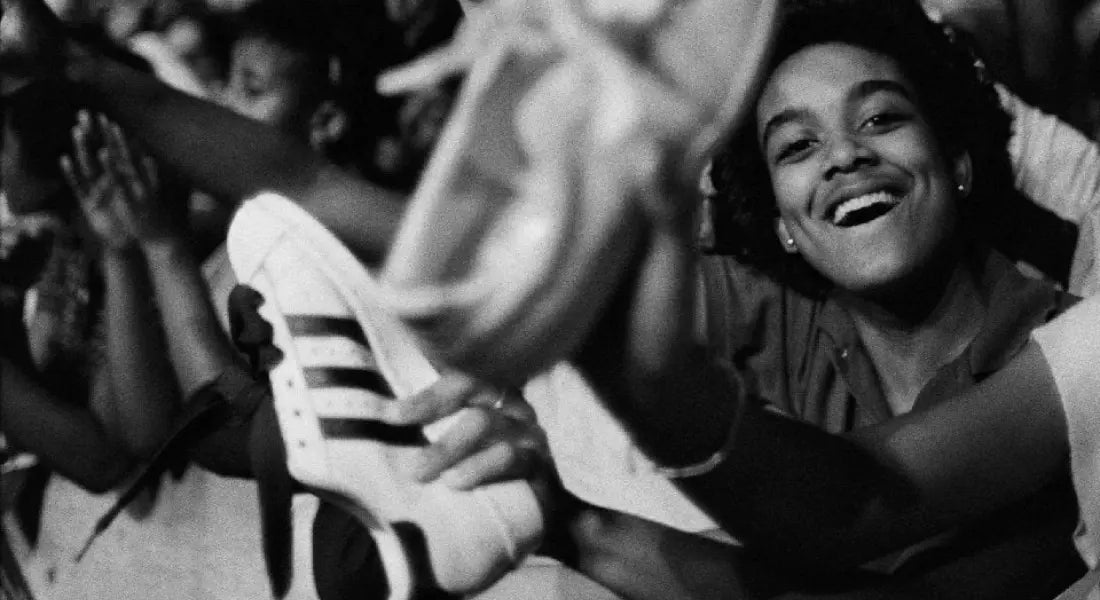 Les Sneakers des Années 70 : L'Époque des Pionniers