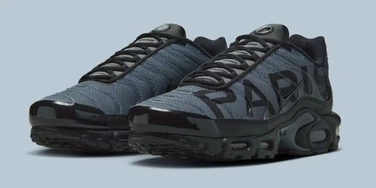Nike Air Max Plus PSG Black Anthracite : la TN du PSG change totalement de style