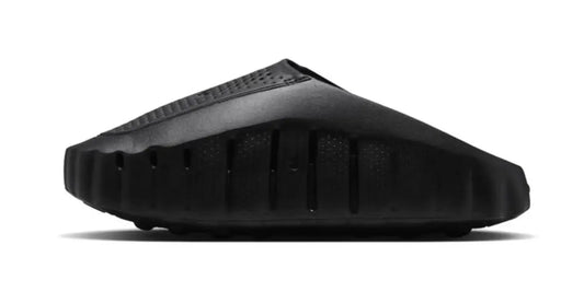 Nike Mind 001 Triple Black : la mule futuriste passe en mode full black