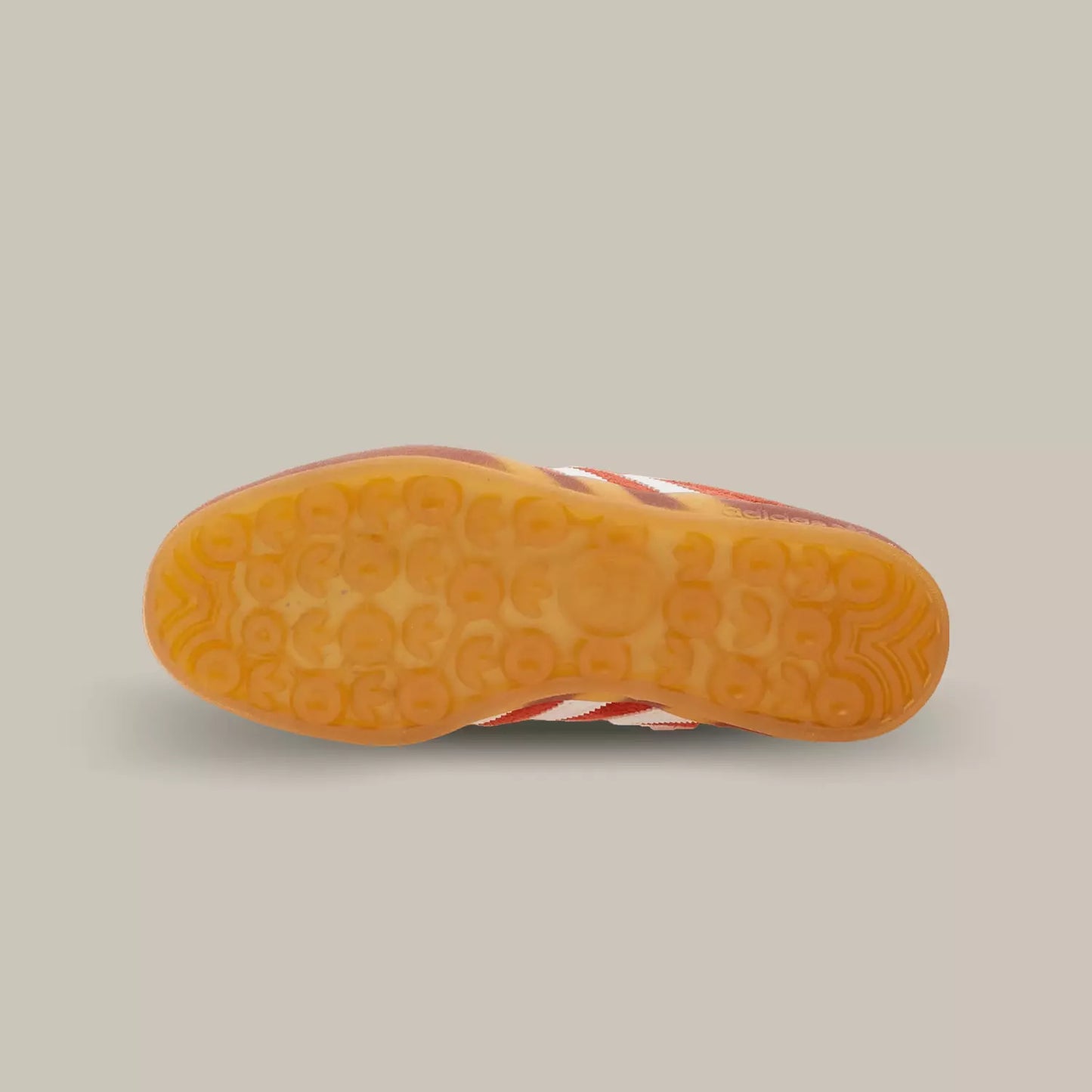 La semelle en gomme de caopoutchoux de la Adidas Gazelle Indoor Bold Orange