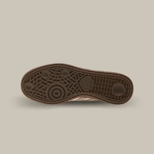 La semelle de la Adidas Handball Spezial Aluminum Wonder Beige en gomme de caoutchouc de couleur marron foncé.
