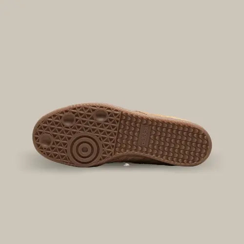 La semelle de la Adidas Samba OG JJJJound Mesa en gomme de caoutchouc marron.