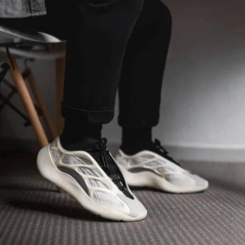 Adidas Yeezy 700 V3 Azael Offsneakz