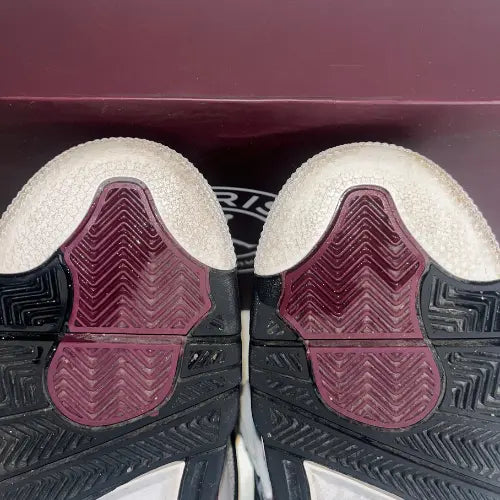 Semelle de la Air Jordan 4 PSG seconde main Offsneakz
