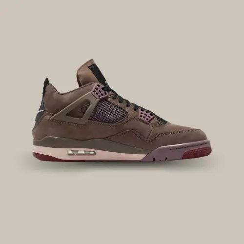 La Air Jordan 4 Retro OG SP A Ma Maniére Dark Mocha vue de profil intérieur. Disponible sur Offsneakz.