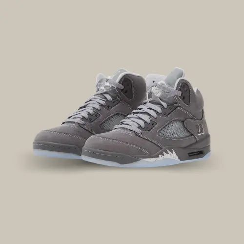 Air Jordan 5 Retro Wolf Grey 2026 paire complète colorway gris OG – Offsneakz