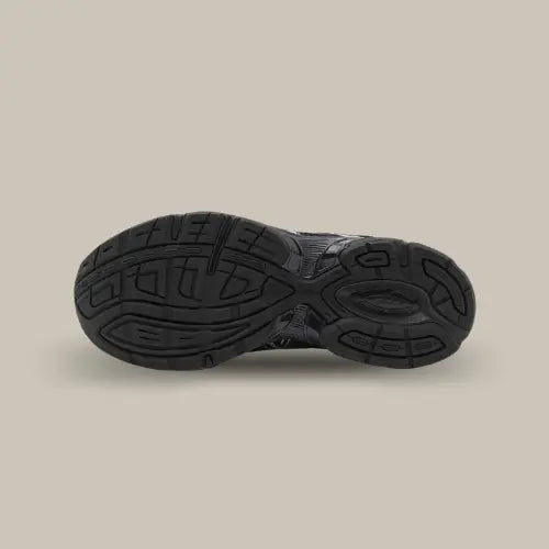 La semelle de la ASICS Gel-1130 Black Pure Silver de couleur noir.