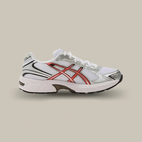 ASICS Gel-1130 White Red Snapper en mesh blanc avec détails argentés et rouges, vue de profil. Disponible sur Offsneakz.