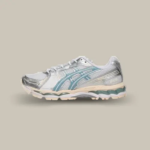 ASICS Gel-Kayano 12.1 Silver Ice Blue vue de profil extérieur - Offsneakz