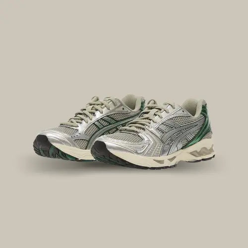 ASICS Gel-Kayano 14 Dried Leaf Green Pure Silver – sneaker running rétro argentée et verte, au design futuriste et confortable, disponible sur Offsneakz.