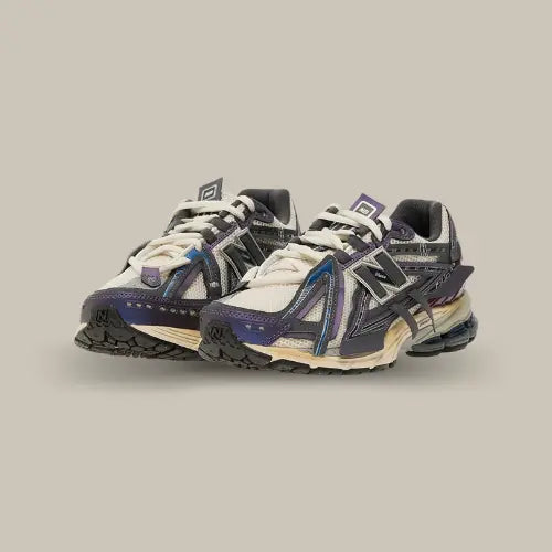 New Balance 1906A Inkwell Sea Salt vue de trois quarts - Offsneakz