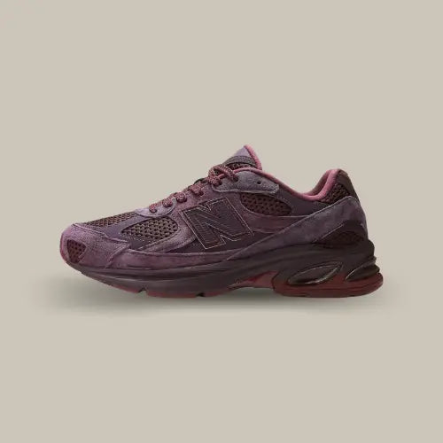 New Balance 2010 Rich Paul Plum Brown en suède et mesh prune Plum Brown avec semelle amortissante rétro-running, disponible sur Offsneakz.
