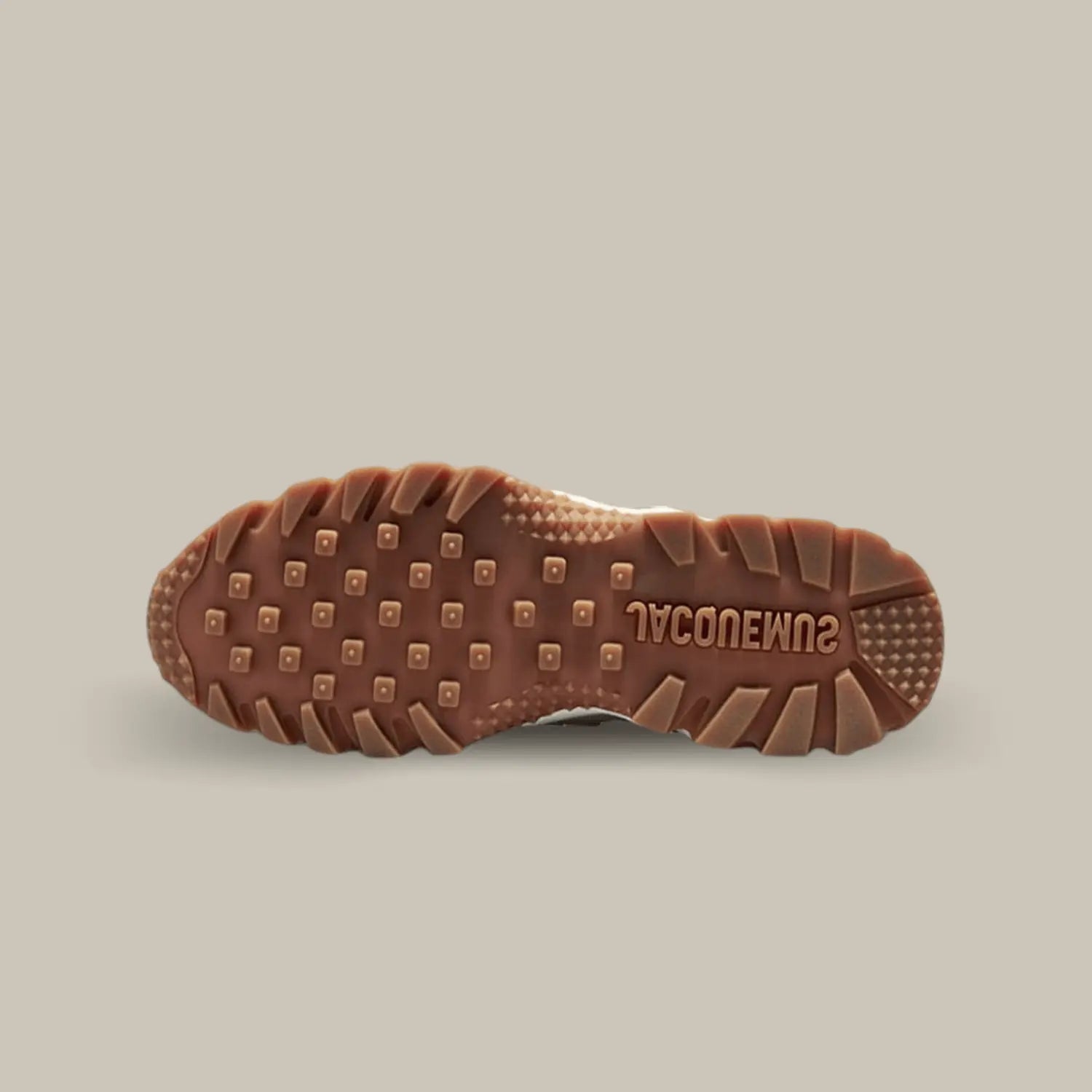 La semelle de la Nike Air Humara LX Jacquemus Beige de couleur marron.