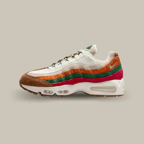 Nike Air Max 95 OG Big Bubble 7-Eleven vue de profil avec empiècements texturés multicolores et unités Air visibles. Disponible sur Offsneakz.