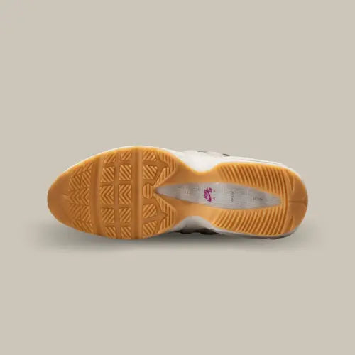 Nike Air Max 95 SB Cactus Flower – Semelle extérieure gomme avec logo Nike SB et détails violets.