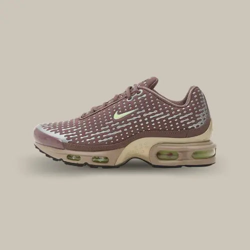 Nike Air Max Plus 7 Kylian Mbappé Plum Eclipse vue latérale extérieure – Offsneakz