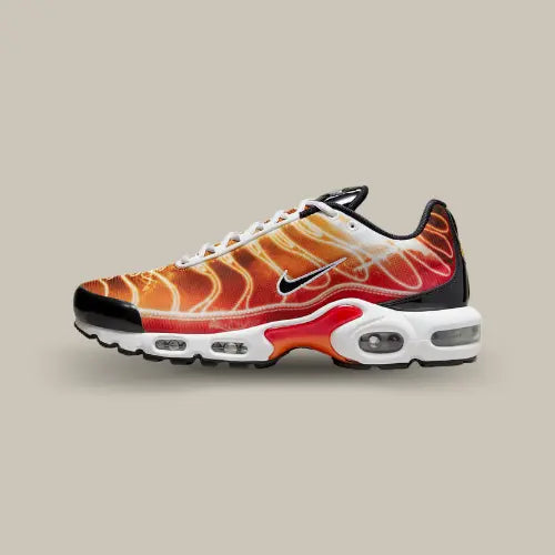 Nike Air Max Plus Light Photography vue de profil extérieur - Offsneakz