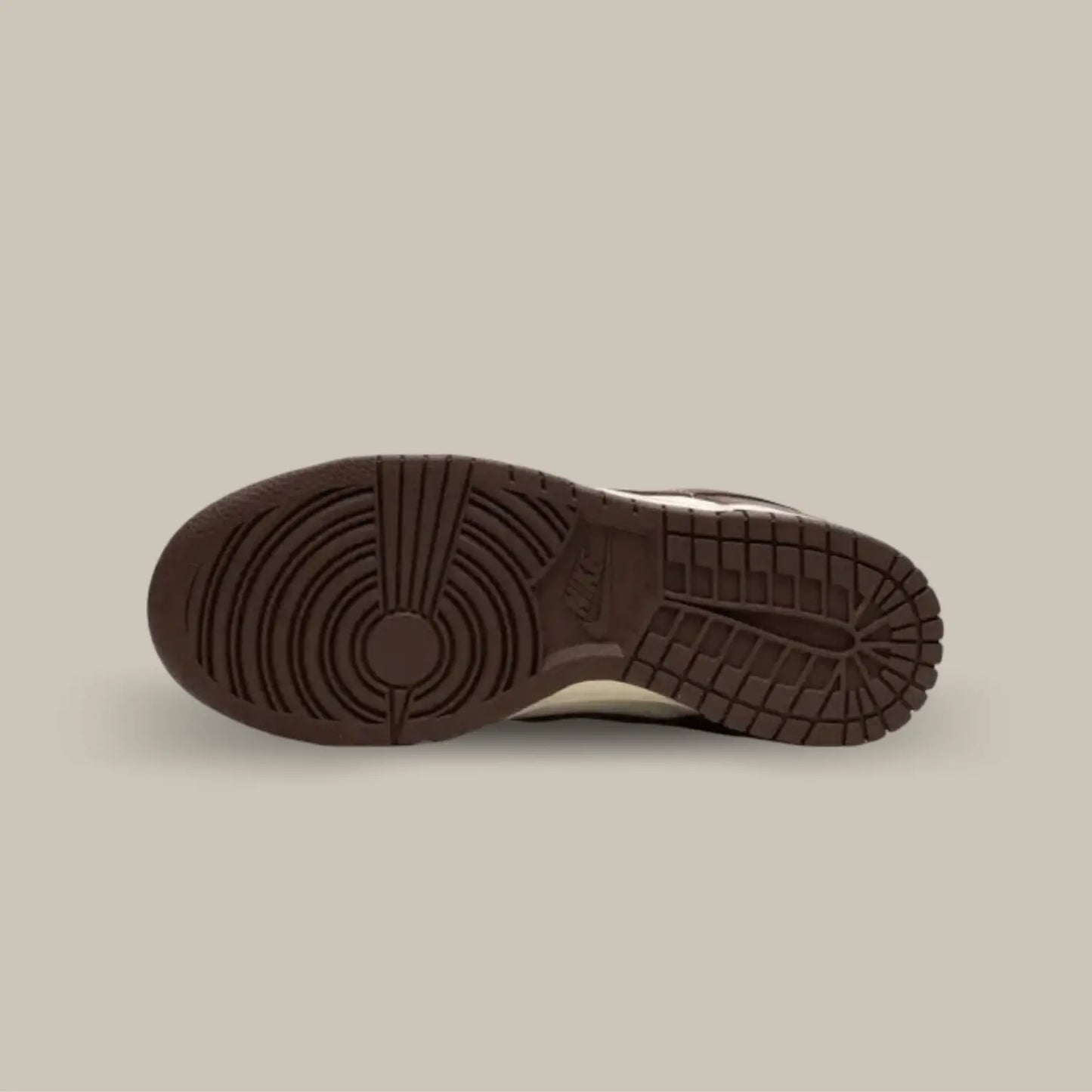 Semelle marron de la Nike Dunk Low Cacao Now