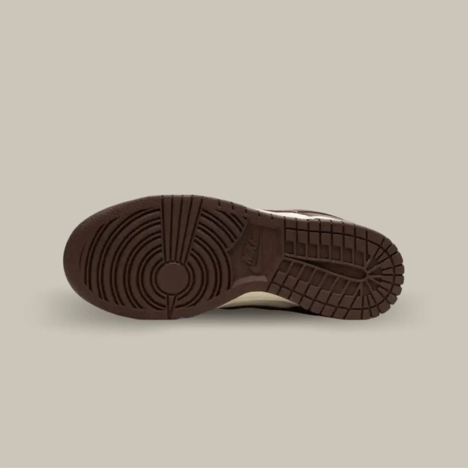 Semelle marron de la Nike Dunk Low Cacao Now