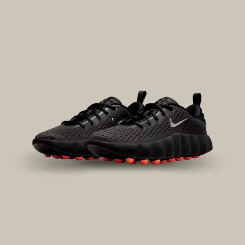 Nike Mind 002 Black Hyper Crimson paire complète design perforé noir – Offsneakz