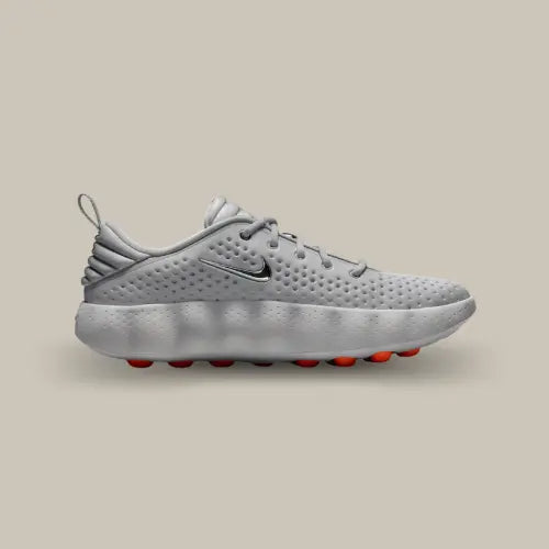 Nike Mind 002 Light Smoke Grey côté intérieur design perforé et semelle innovante – Offsneakz