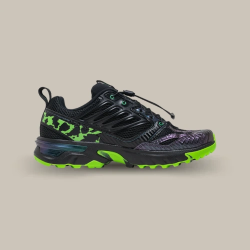 Salomon ACS NEXXT x Feid The Green Star noire avec talon vert et semelle Green Gecko, vue de profil – disponible sur OFFSNEAKZ.