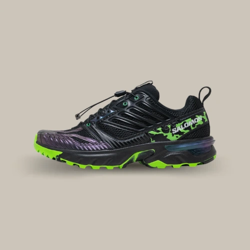 Salomon ACS NEXXT x Feid The Green Star noire et vert fluo avec détails irisés, vue de profil – disponible sur OFFSNEAKZ.