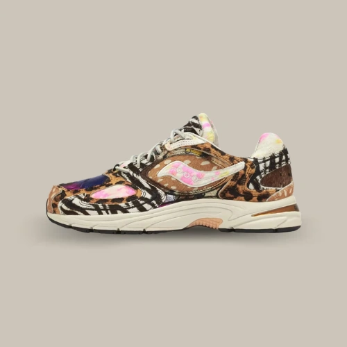 Saucony Grid Jazz 9 x Westside Gunn Awesome God multicolore à motifs animaliers, vue de profil – disponible sur OFFSNEAKZ.