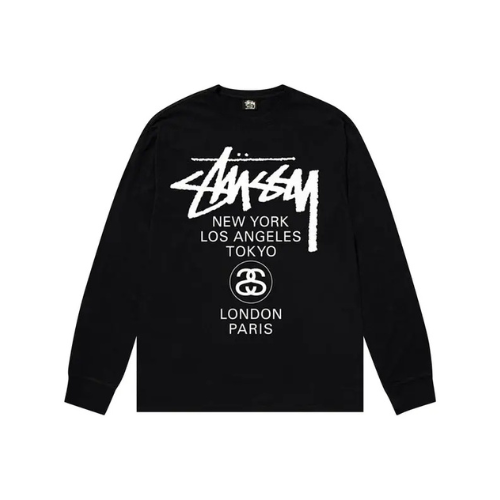 Sweat Stüssy World Tour Noir avec logo emblématique et imprimé des grandes villes New York, Los Angeles, Tokyo, Londres et Paris. Disponible sur Offsneakz.